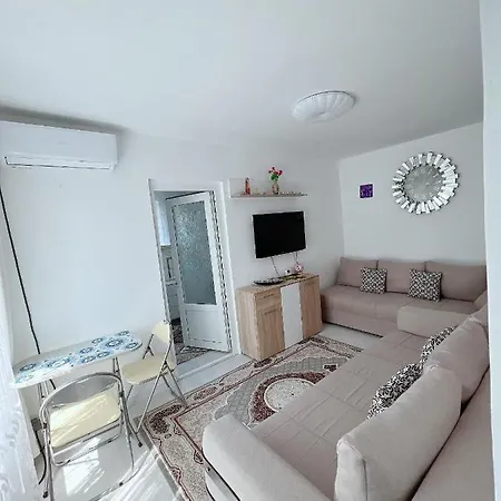 Sat Vacanta Apartment *